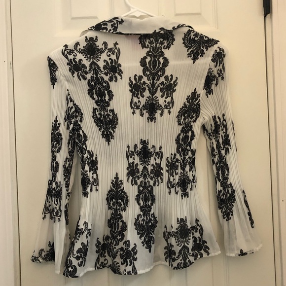 Patterned Button Up Shirt - Picture 6 of 6